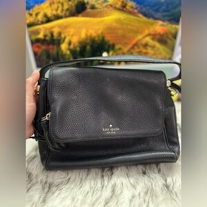 Kate Spade New York

HIGHLAND PLACE MEDIUM LEATHER MARIA SHOULDER BAG